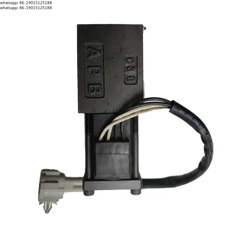 High Quality Solenoid Operated Directional Valve TCM Forklift Attachment with SWM-G02-C4-D12-30