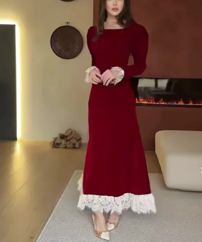 

Elegant Temperament Long Sleeved Gold Velvet Dress 2025 Autumn New Black Patchwork Lace Long Skirt