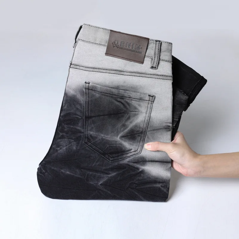 Jeans da uomo con stampa tie dye in bianco e nero con inchiostro 2025 pantaloni da uomo di fascia alta a tubo dritto piccolo autunno e inverno