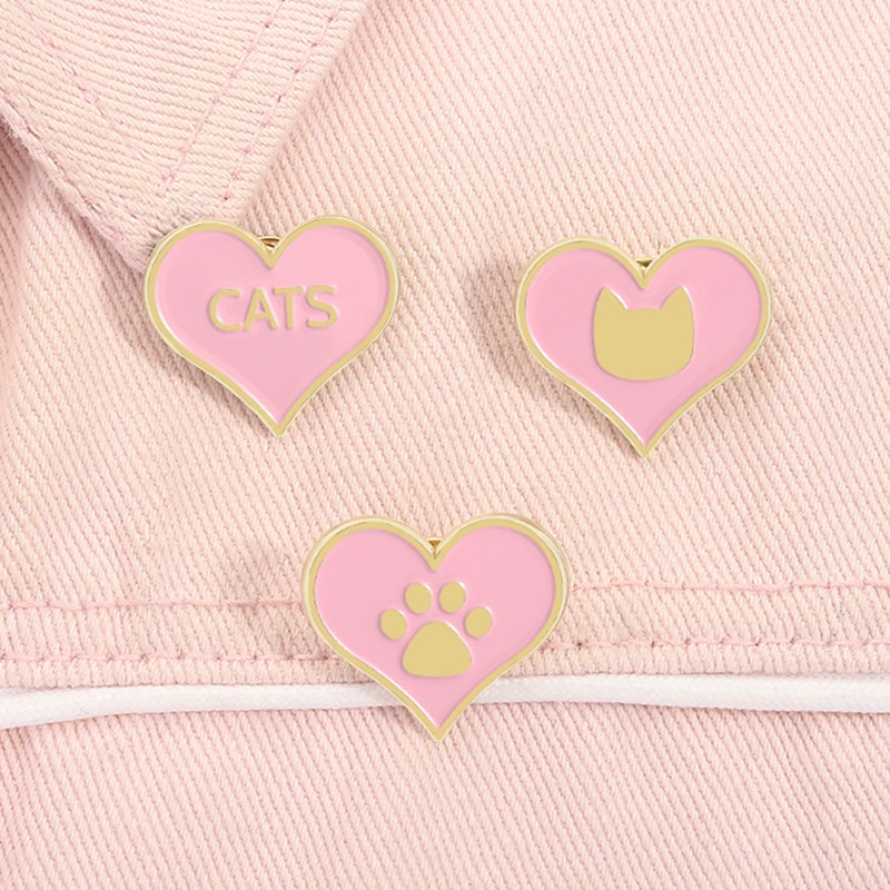 Cartoon Rosa Herz Emaille Pin Katzenpfote Kätzchen Fußabdruck Katzenliebhaber Broschen Revers Rucksack Abzeichen Schmuck Geschenk für Kinder Freunde