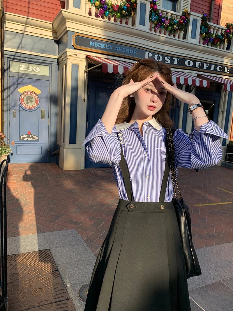 

Blue Striped irt Women's Versatile Flip-Collar Svel Top Faionable Korean Sle by Chil Sung Umbrella