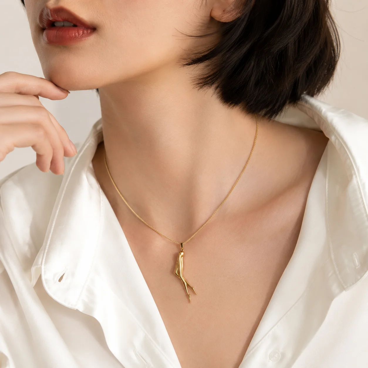 Stainless Steel Long Leg Abstract Figure Pendant Necklace for Women Paperclip Zircon Chain Minimalist Fashion Jewelry Gift