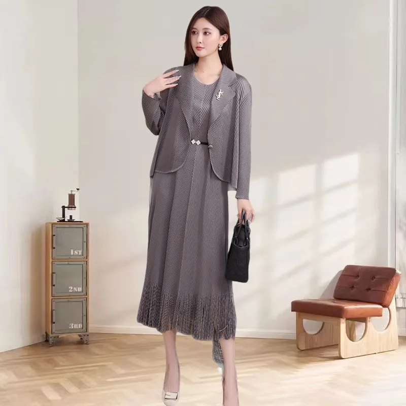 

Miyake плиссированная юбка комплект больших размеров модный элегантный костюм с кисточками воротник темпераментный топ свободный комплект платья-майки женская одежда