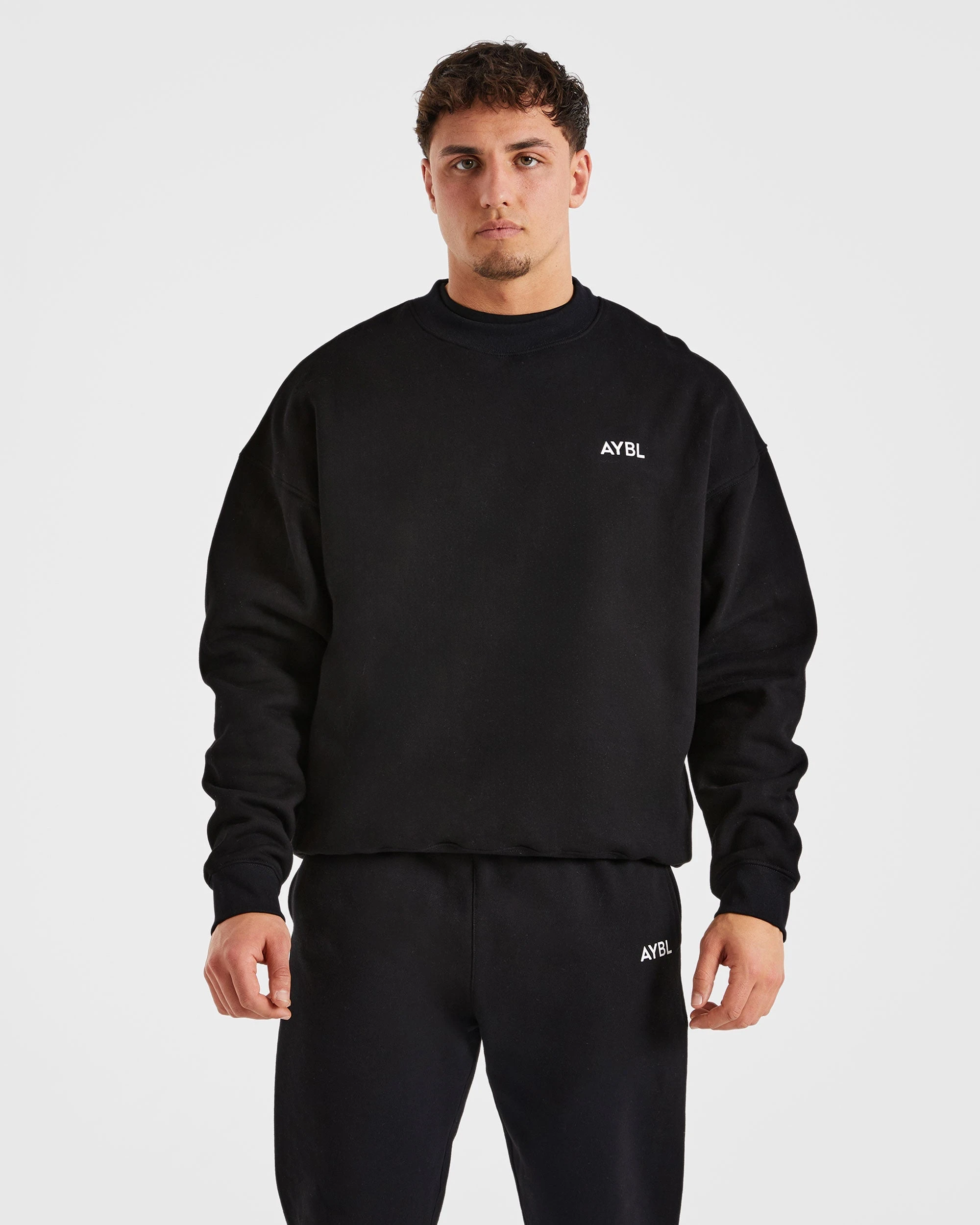 AY Rundhals-Pullover mit aufgedrucktem Logo auf der Brust, Grafikdruck, hochwertiger Luxus-Unisex-Stil für Männer und Frauen BL. – Detail 3