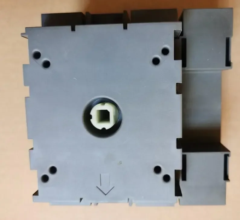 2026.4 Original ABB Isolation Switch OT100FT4N2 100A 4P