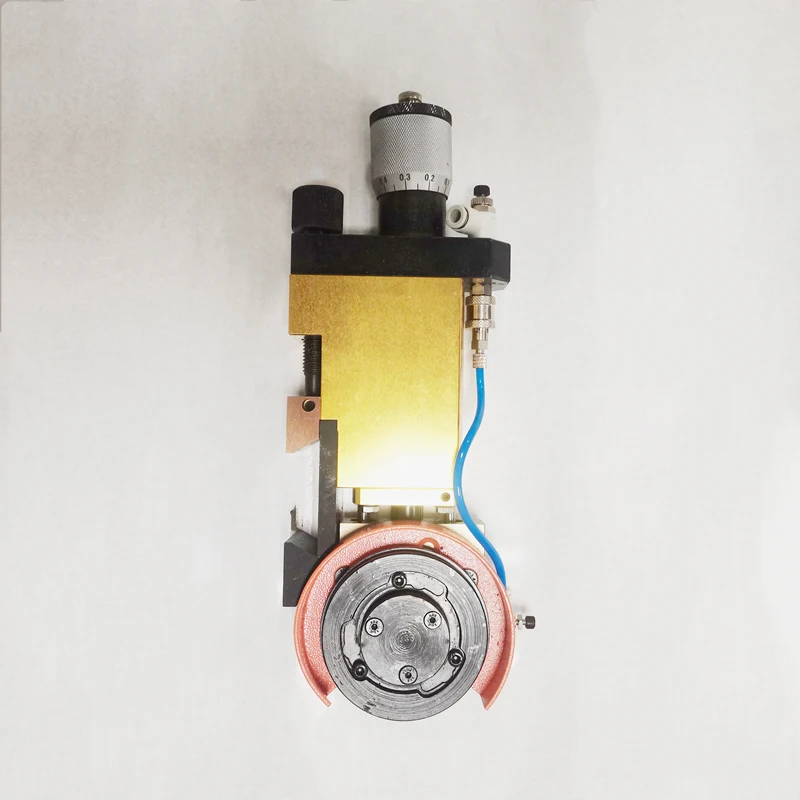 Machine à refendre industrielle, Type cisaillement, couteau pneumatique