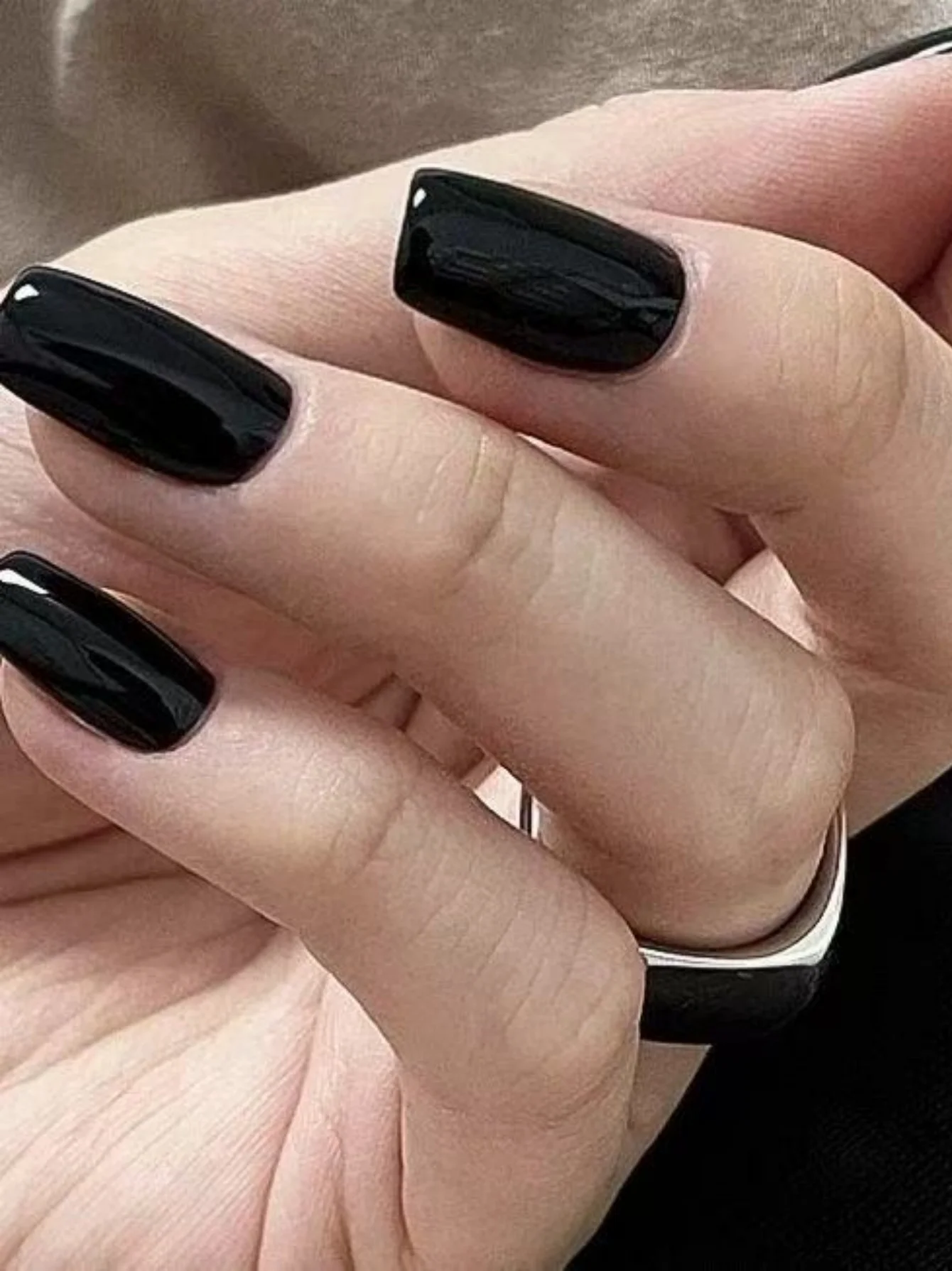 

24pcs Black Glossy Series Medium Square Press On Nails Solid Color False Nails With Jelly Sticker Reusable Fake Nails