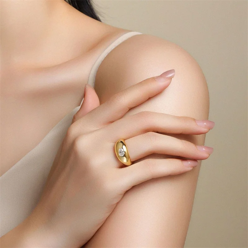 ZFSILVER Fashion Classic High Quality 925 Silver Moissanite Design Luxury Gold Eye Oval Square  Ring Charm  Women Jewelry R15121