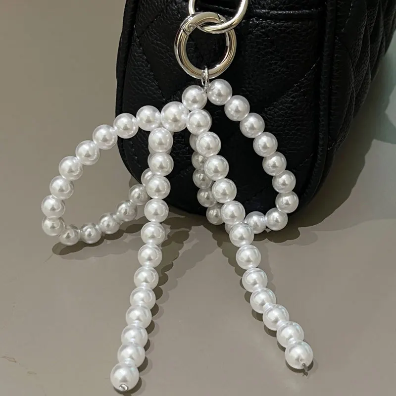 Fashion White Pearl Bowknot Keychain Fashion Hanging Pendant Keyring Backpack Decoration Charm Jewelry for Girl Women