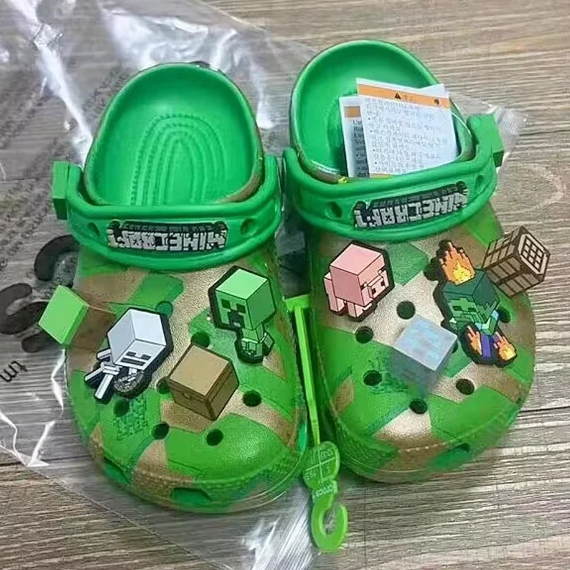 Gran oferta, zapatillas de moda para niños, sandalias bonitas de dibujos animados de Anime para niños y niñas, suela suave antideslizante, zapatilla de interior para el hogar, regalo de vacaciones