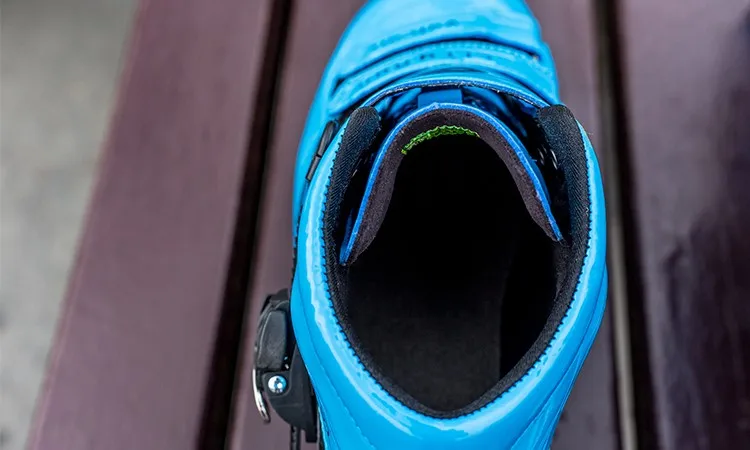 Chaussures à roulettes de course en fibre de carbone, patins de vitesse en ligne, 4 roues de 100mm et 110mm