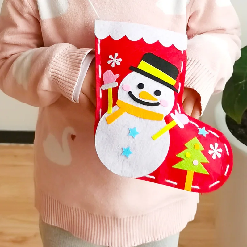 ZK30 Children DIY Christmas Material Bag Toys Kindergarten Creative Educational Handmade Non-woven Cartoon Gloves Sock Craft Kit