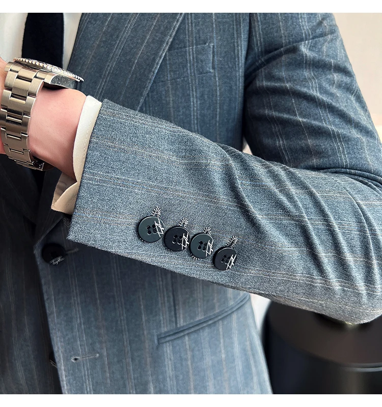 Luxury Fashion Men's Suit Jacket Blazer British Striped Slim Fit Business Casual Single-breasted Suit Coat Wedding Groom Dress