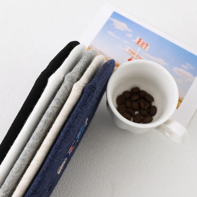 1-5 ペア靴下女性の浅い口の韓国のかわいい小さなクマの靴下漫画の浅い口の靴下夏薄いアニメボートソックス