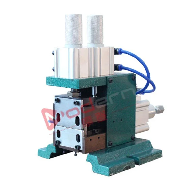 

3F vertical core wire stripping machine pneumatic stripping twisting machine small sheath wire cable stripping machine