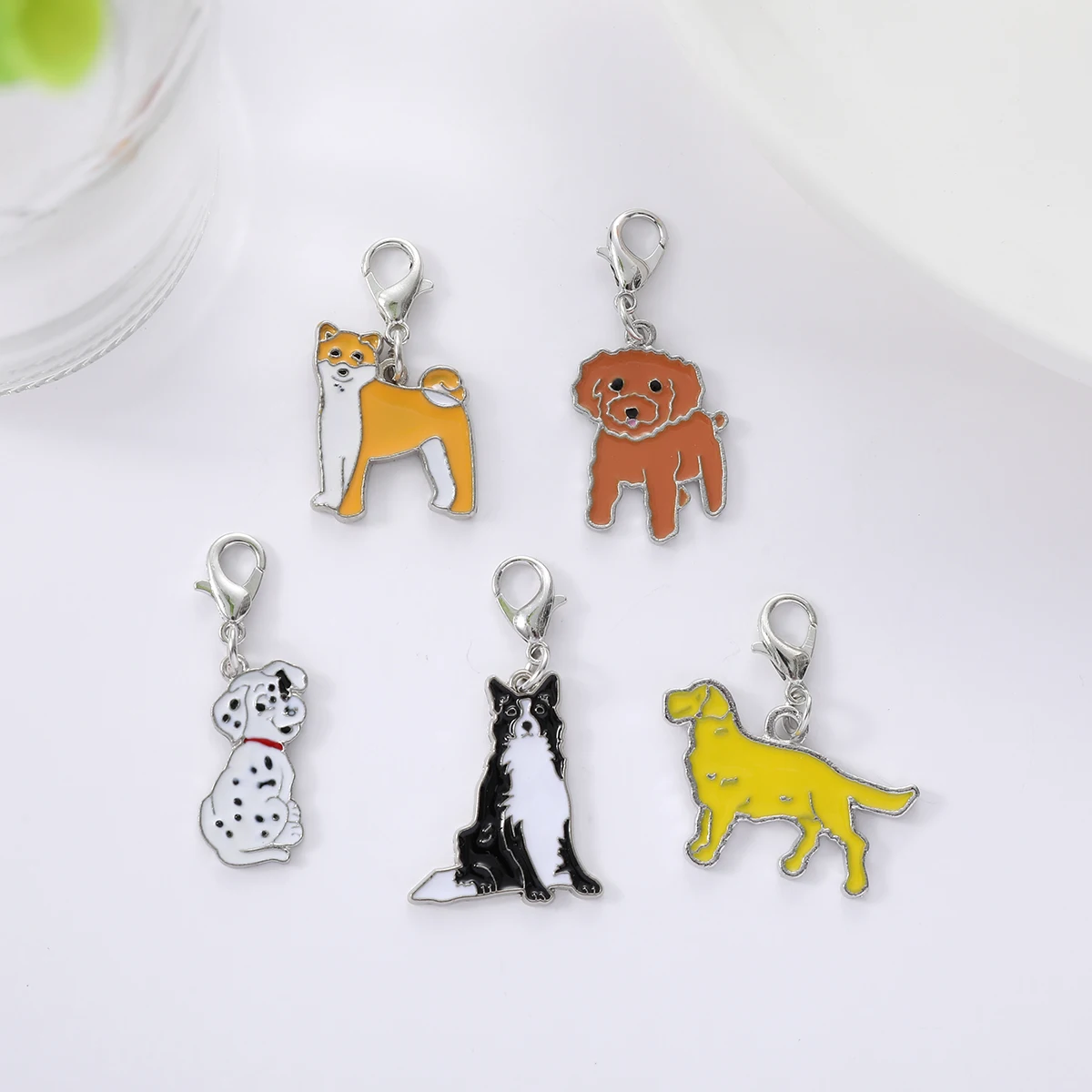 5 Pcs Cute Dog And Cat Animal Enamel Charms bulk Silver Color Keychain Backpack Women Girls Keyring Decoration Pendant Car Keys