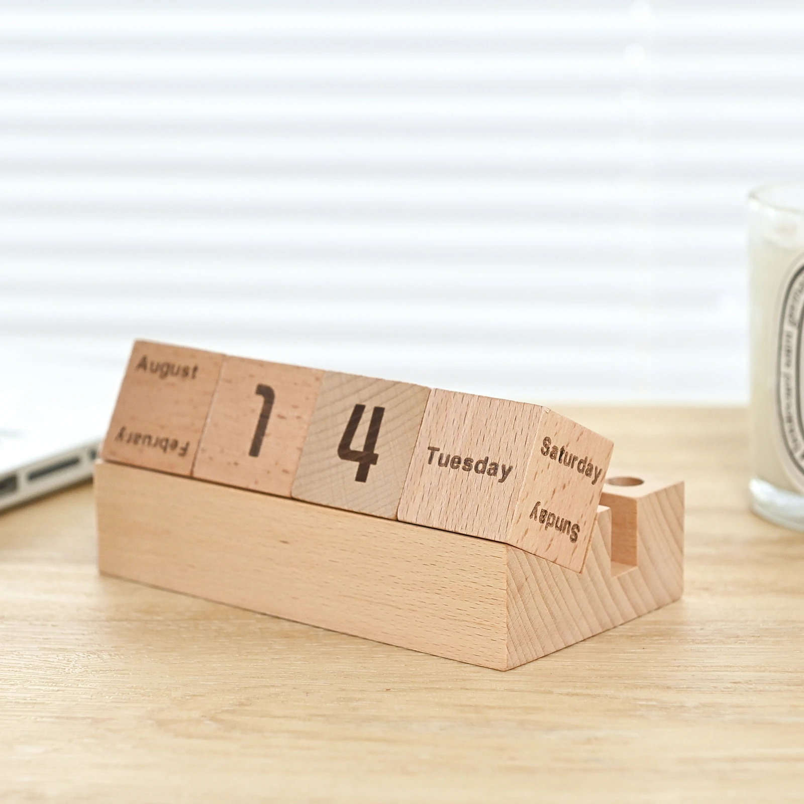 Wooden Perpetual Calendar Flip Blocks Month Date Display Desktop Log Countdown Home Office Tabletop Ornaments Photography Props