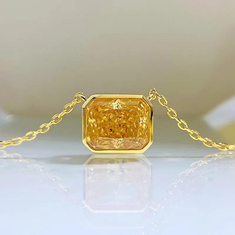 2024 New Product 925 Silver Fragrant Wind Versatile Necklace Yellow Diamond Pendant with Light Luxury Instagram Style