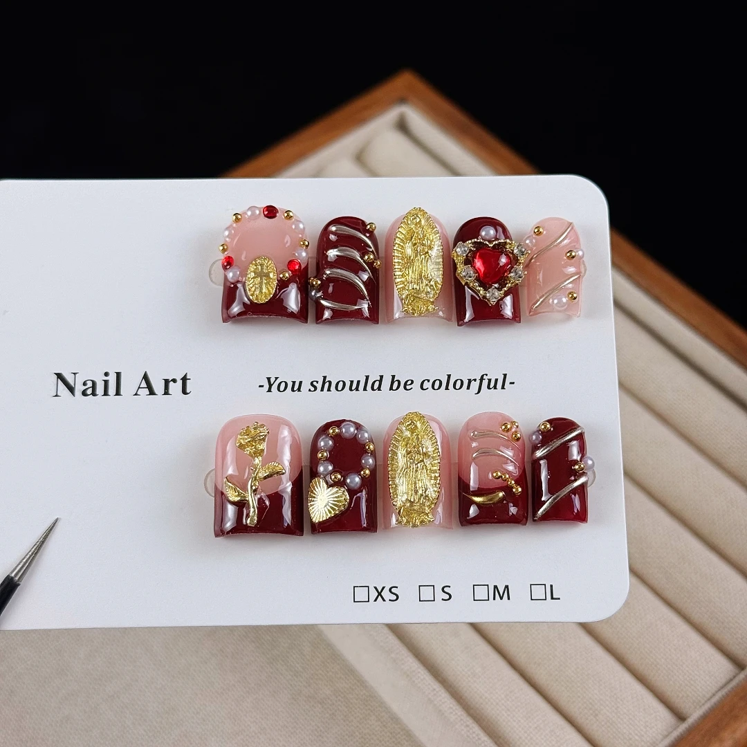 10pcs High-end Luxurious and elegant style, hand-painted three-dimensional heart, golden rose, golden sequins handmade fake nail