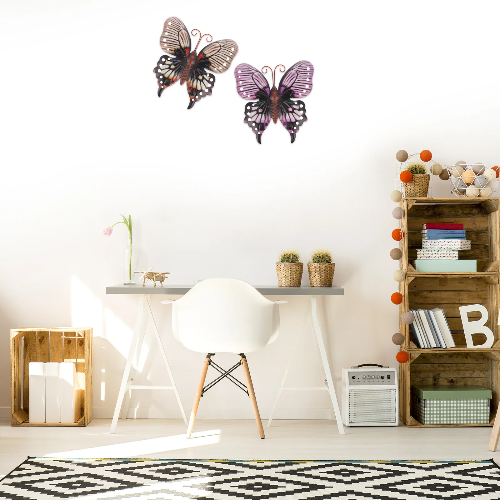 

2Pcs Iron Art Butterflies Wall Ornaments Bright Colors Beautiful Pendants Wrought Iron Butterflies Hanging