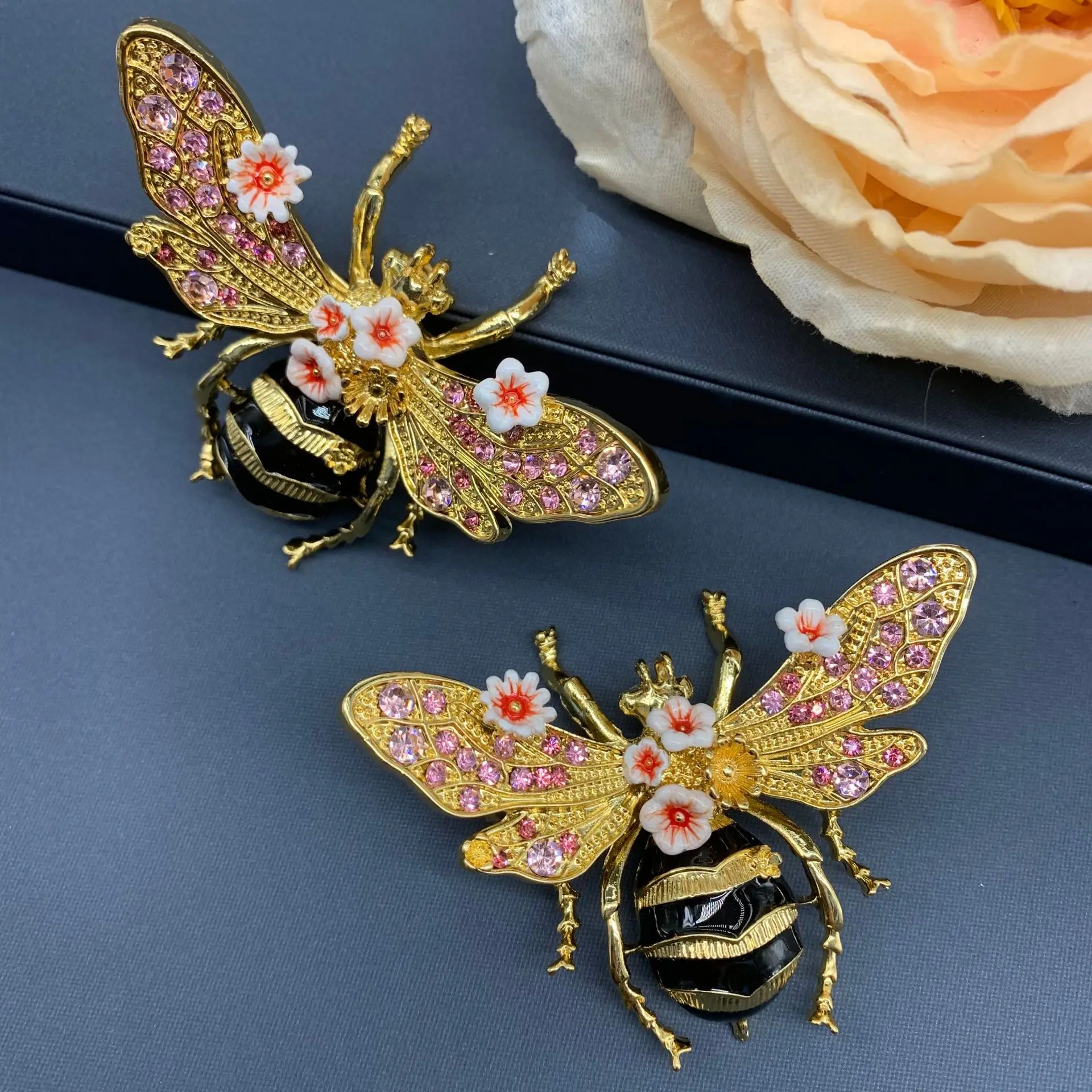 خمر المينا الصقيل الماس مجموعة الصناعة الثقيلة الرجعية النحل بروش - نمط فريد M266 #4