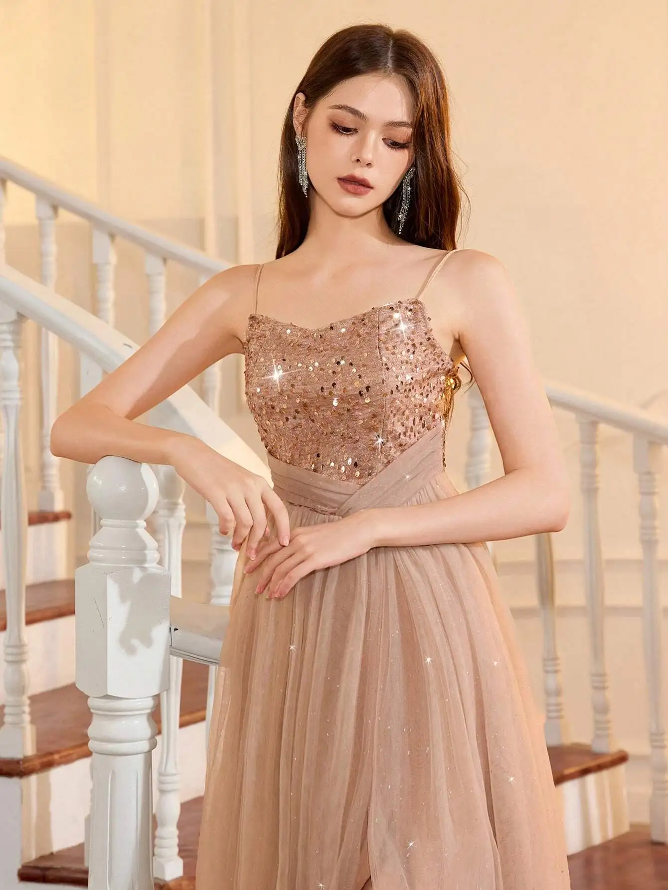 

Elegant Sequin Tulle Evening Gown With High Slit For Party Prom Wedding