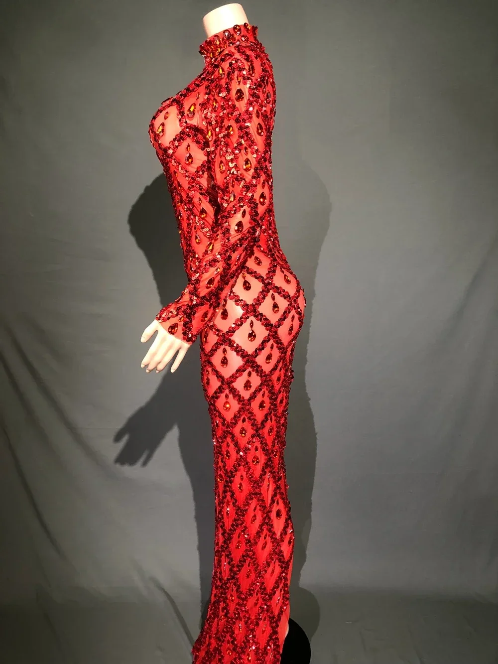 Funkelnde rote Kristalle Mesh feiern Abend Hochzeit Abschluss ball Geburtstags kleid sexy Fotografie langes Kleid Performance-Kostüm