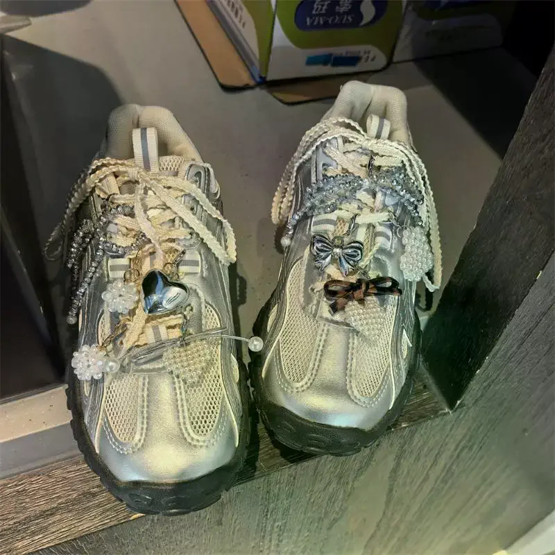 

1/2 шт. Декоративные пряжки-бантики со стразами для обуви, аксессуары для обуви, роскошные жемчужные шармы в форме сердца для шнурков, украшения для кроссовок и обуви