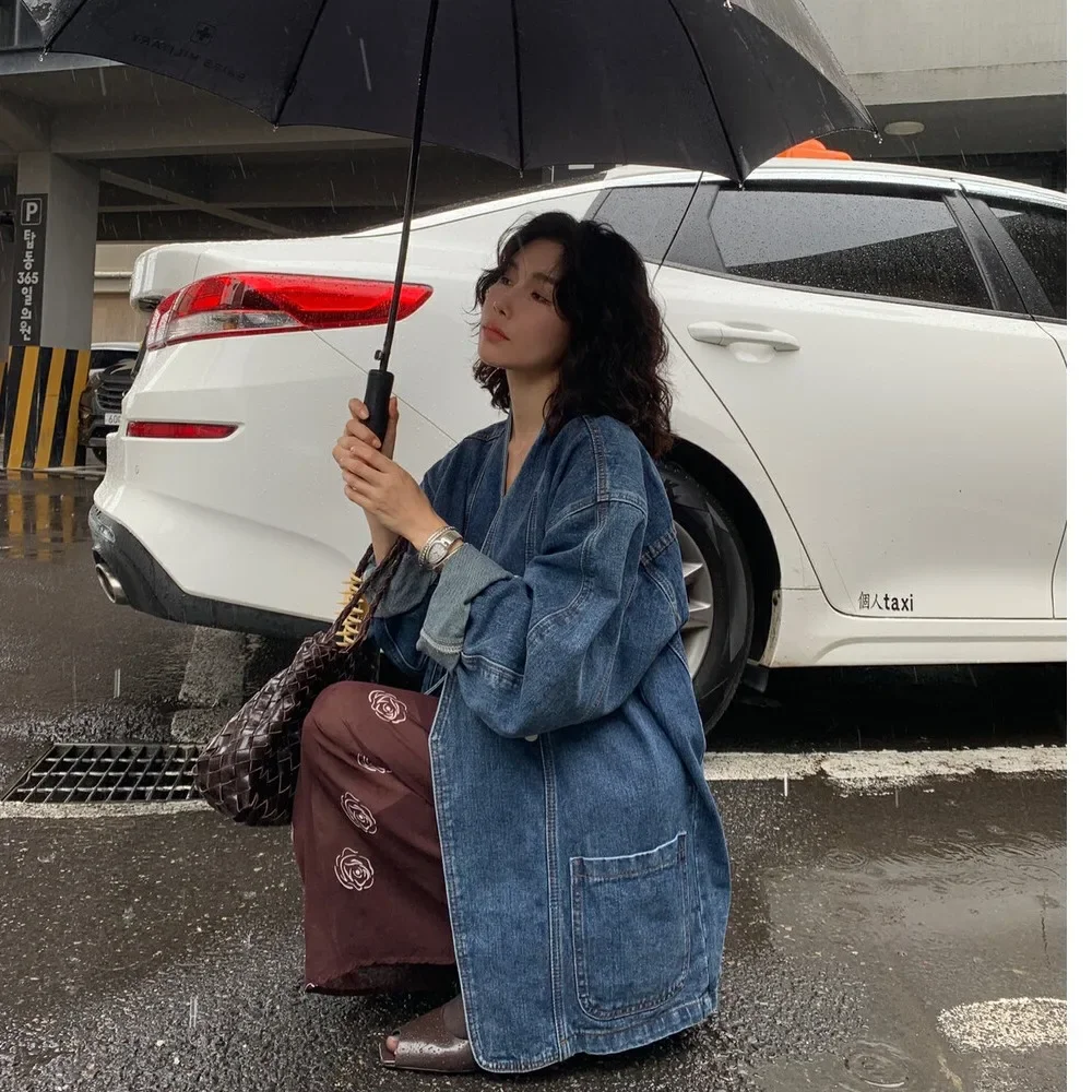 Women Denim Jacket 2025 Spring Autumn Retro Double Breasted Shoulder Padded V Neck Loose Casual Long Blue Denim Coat