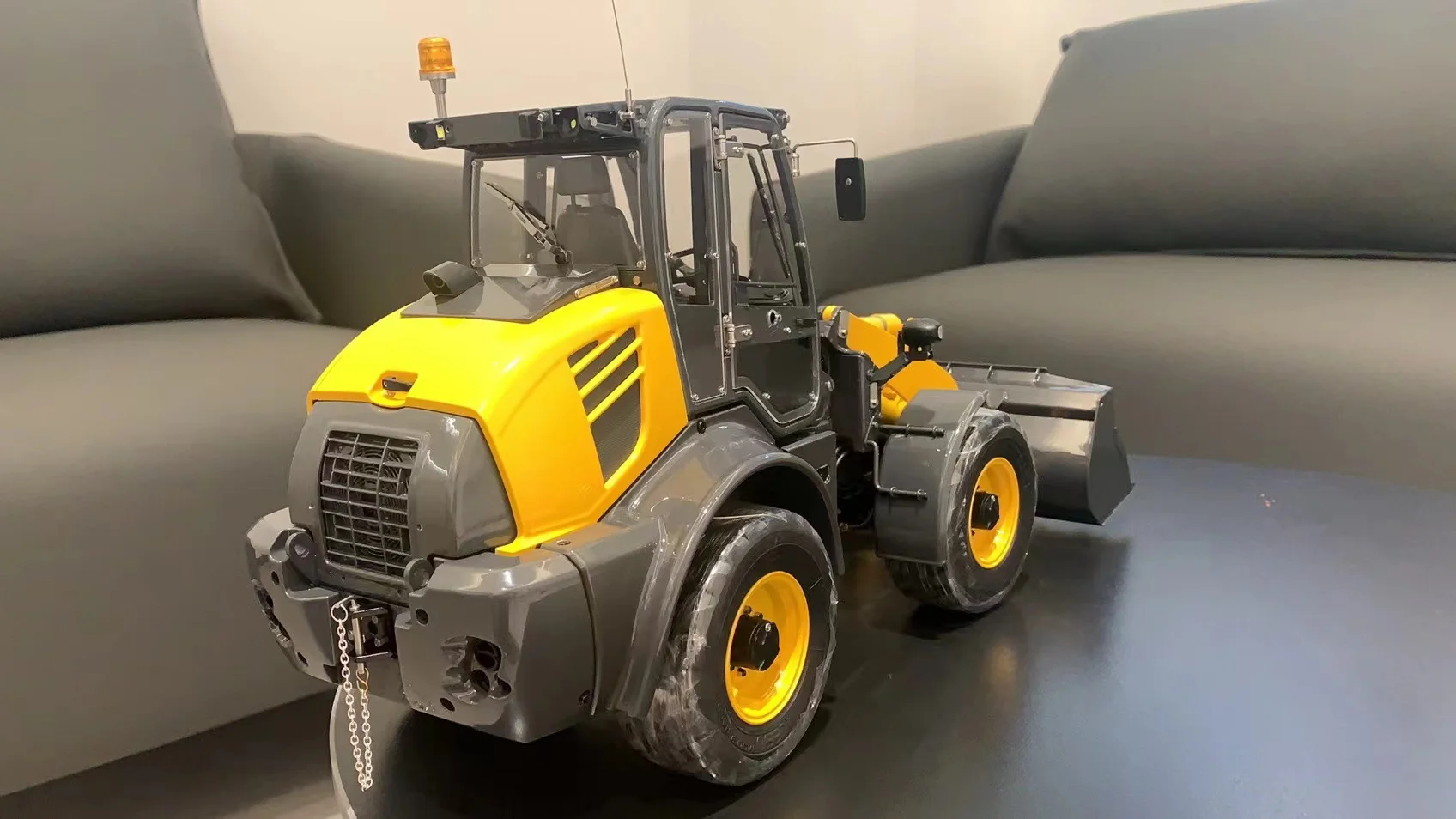 RC Caricatore Idraulico 1/14 LESU WA100 AOUE Veicolo di Controllo Remoto Camion Macchina RTR Motore Hobby Giocattolo Modello Regali per Hobby