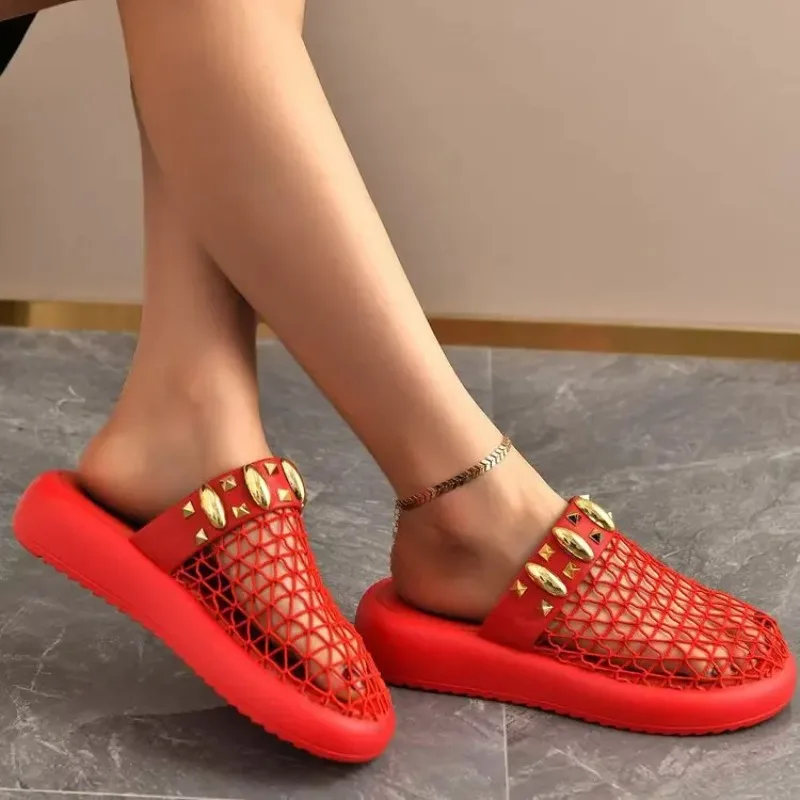 Half Drag Thick Sole Roman Temperament Versatile Fashion Beach Slippers 2026 New Hollowed Out Breathable Toe Cap