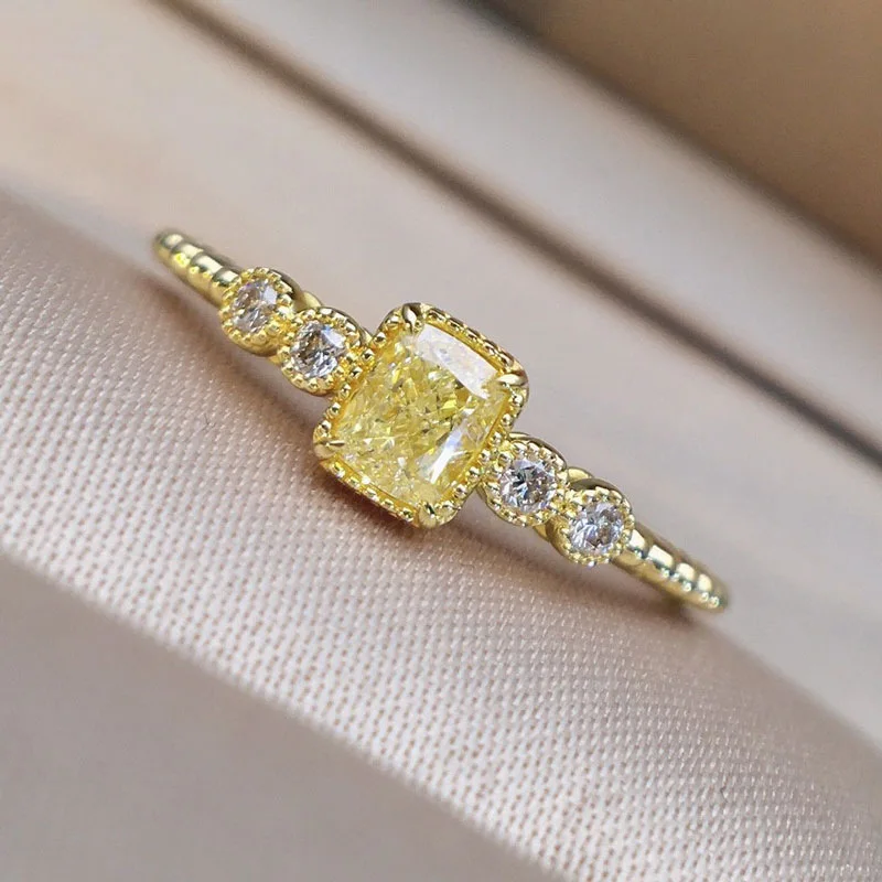 

Fashion Square Geometric Zircon Ring Women Elegant Temperament Delicate Inlaid CZ Ring Trendy Hot Sale Party Jewelry Wholesale