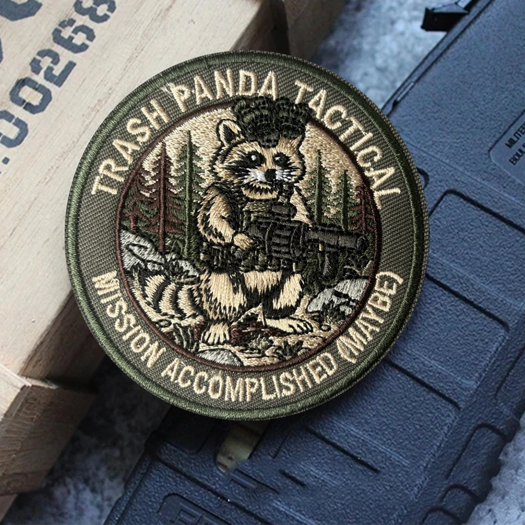 Patch brodé tactique Trash Panda Raccoon Mission Accomplie, badge auto-agrippant pour sac à dos, vêtements, équipement, décoration