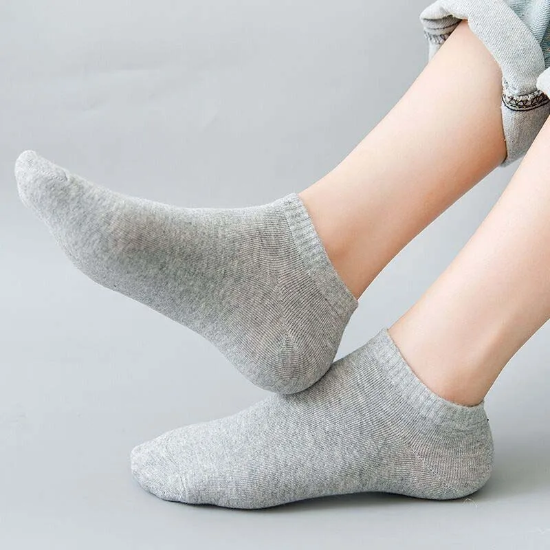 5 Pairs Men and Women Socks Breathable Sports Socks Solid Color Boat Socks Comfortable Cotton Ankle Socks White Black