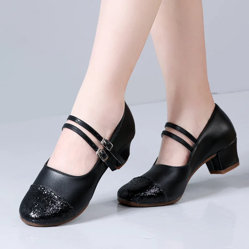 

Блестящие женские туфли для квадратных танцев с мягкой подошвой для практики, обучения, подходящие для всех сезонов, обувь для социальных танцев на среднем каблуке