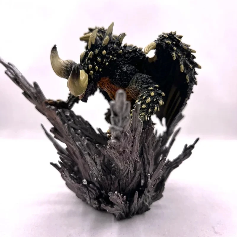 Nergigante Elder Dragon Standbeeld PVC Figure Model Collection Toy