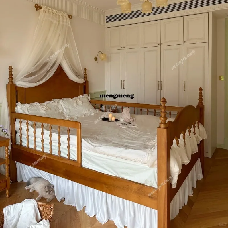 

Retro solid wood bed master bedroom double bed American medieval high-end wedding bed temperature guardrail