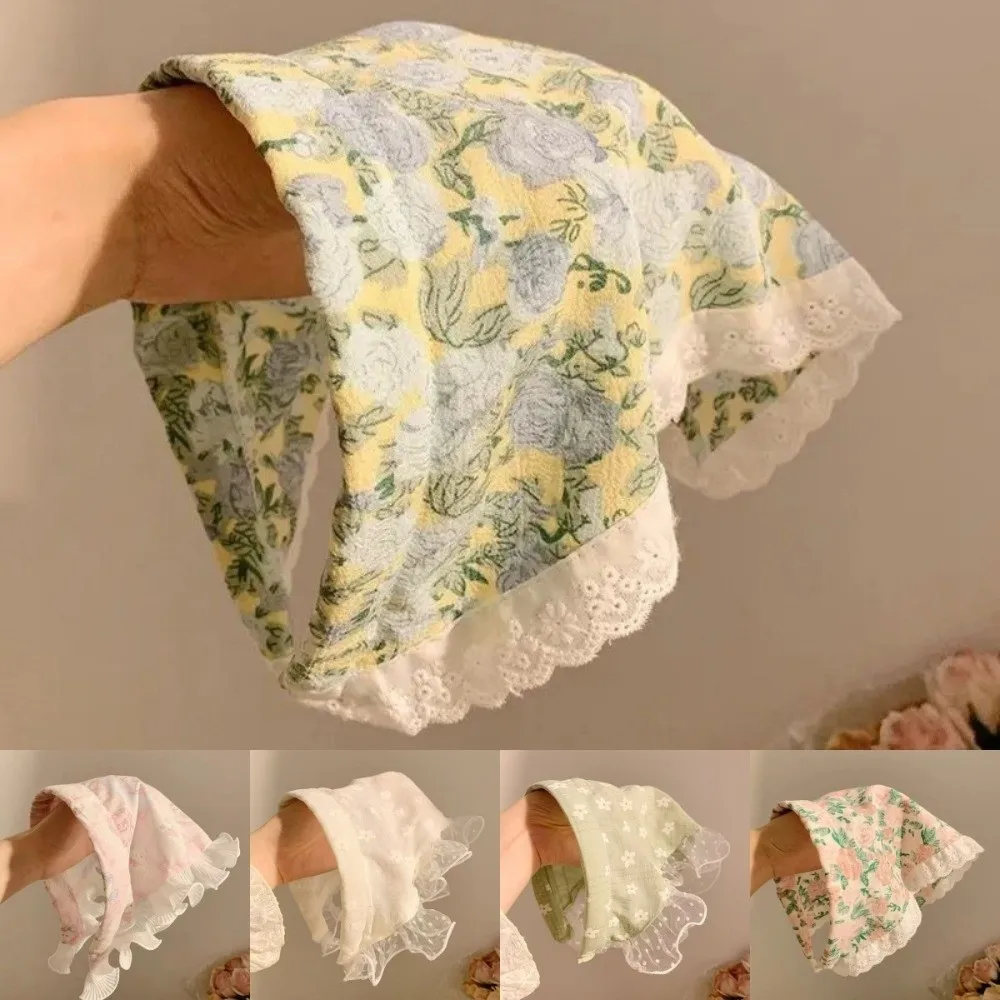 Ikat Kepala Renda Gaya Pedesaan Baru Bentuk Segitiga Syal Kotak-kotak Mawar Manis Syal Bunga Kecil Aksesori Rambut Ikat Rambut