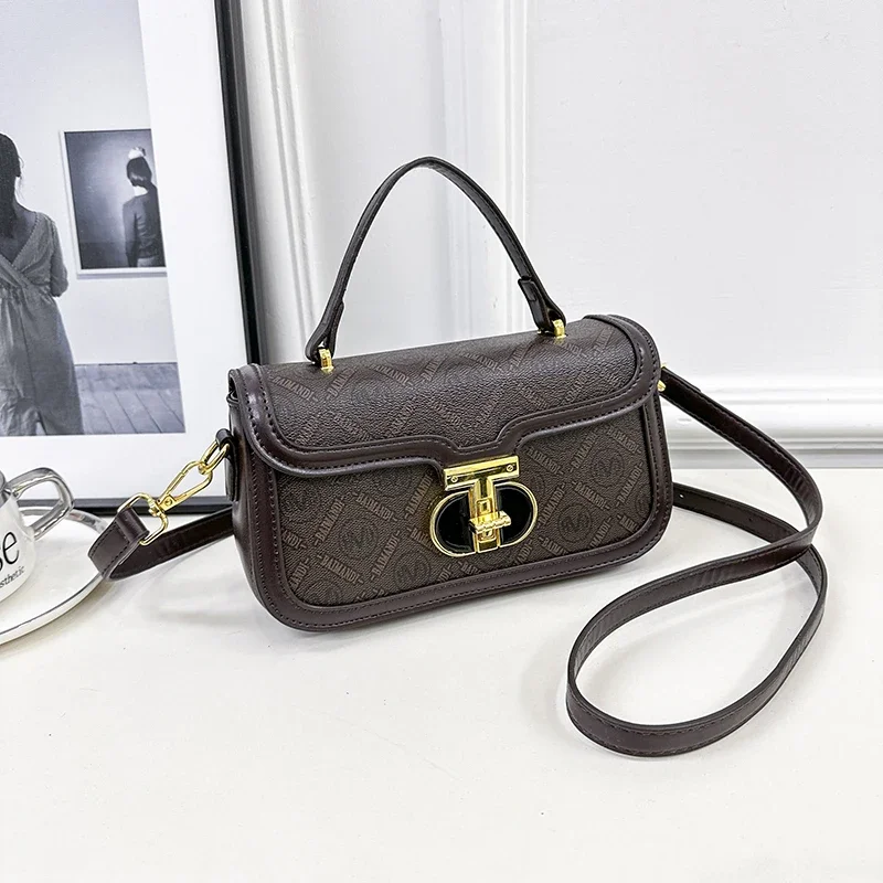 

Stylish Ladies Crossbody Bag And Shoulder Bag Combo - Genuine Leather Fashionable Messenger Style From Famous Designer