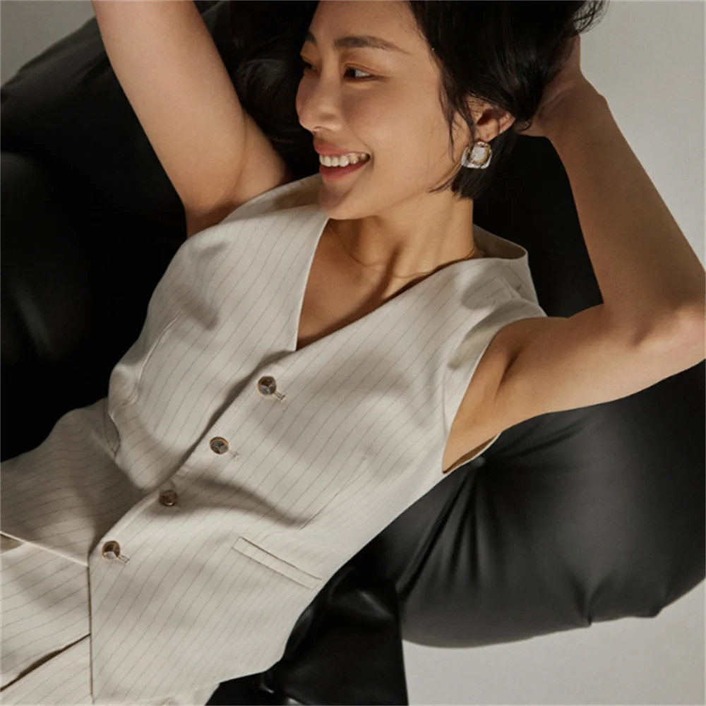 

V-collar striped suit vest jacket women's spring and summer sleeveless top