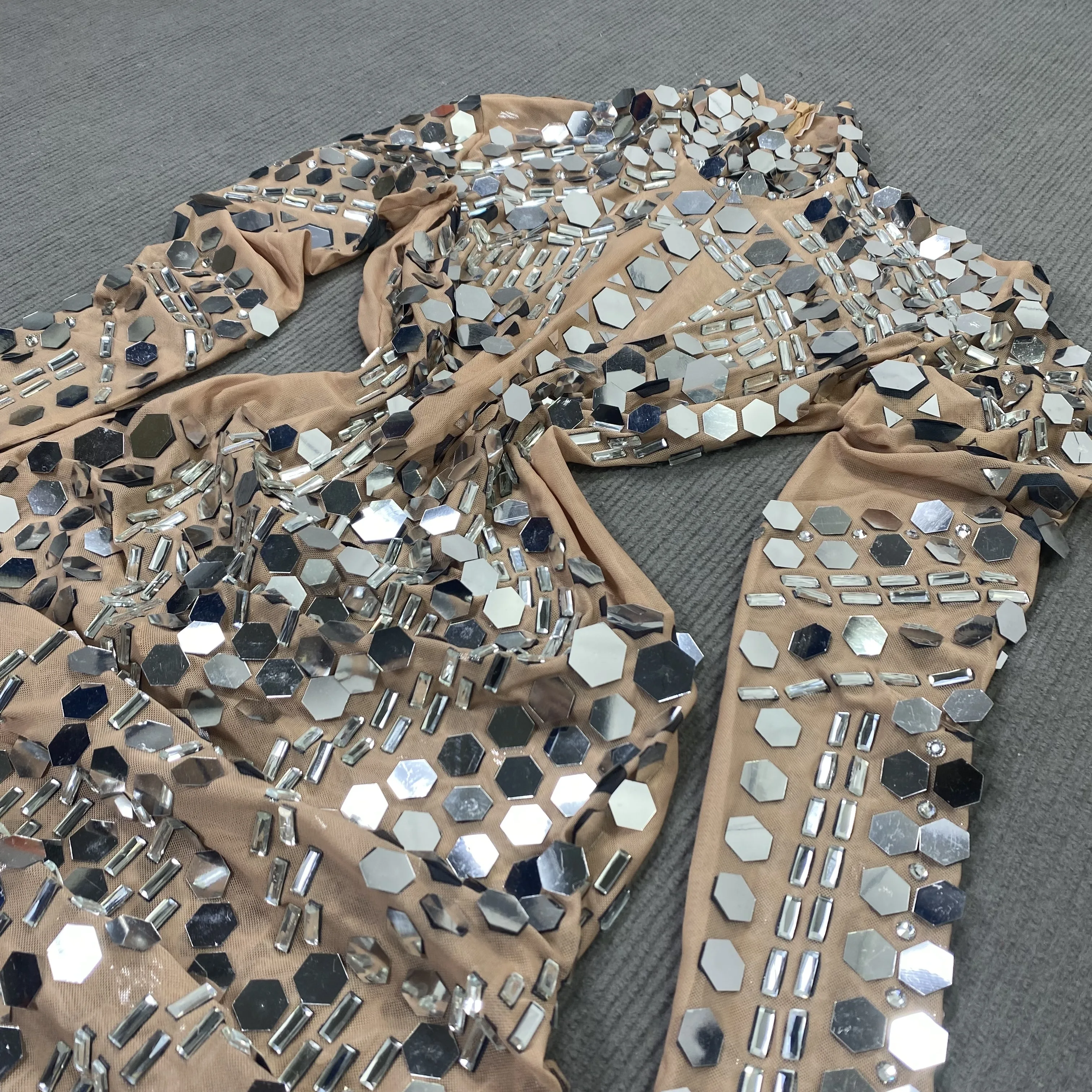 Женское блестящее сетчатое платье с блестками для вечеринки и клуба, сценический костюм для танцев, дня рождения, концертный костюм, платье длиной до пола для певицы