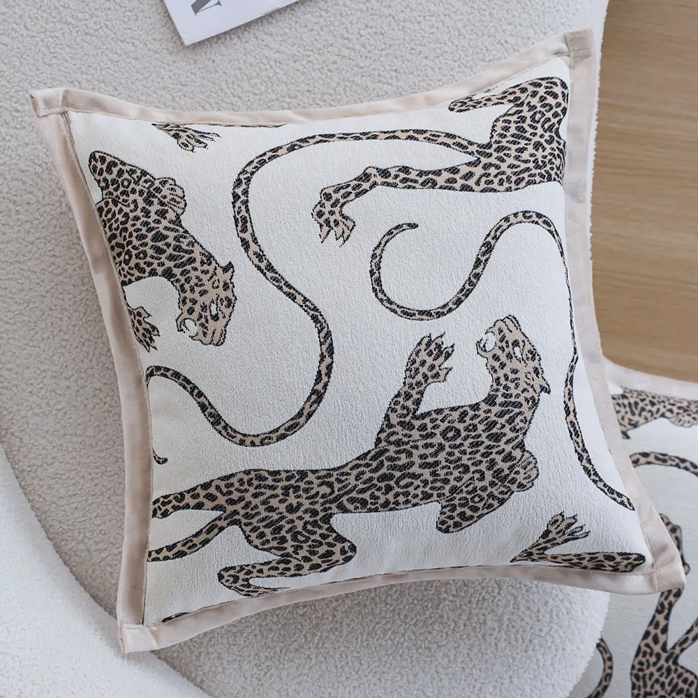 Leopard Jacquard Chenille Pillow Case 18x18 Inch Boho Decorative Cushion Cover for Sofa Bedroom, Soft Throw Pillow Cover 45x45
