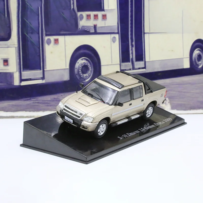 IXO Diecast 1:43 Scale S-10 DELUXE 2.5 Cabine Dupla 2009 Alloy Pickup Truck Model Static Display Collectible Toy Gift Souvenir