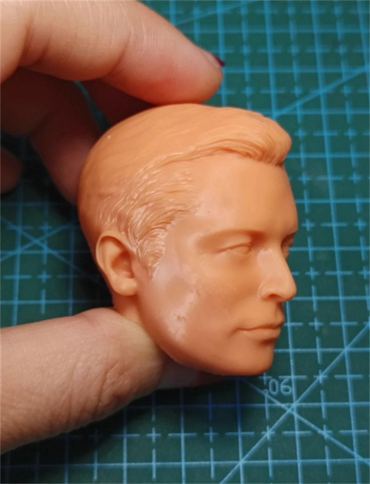 1/6Scale Elon Reeve Musk Rich man Male Head Sculpt Soldier Sculpture Carving  Unpainted Anime   Fit 12'' Inch  Figure Toys