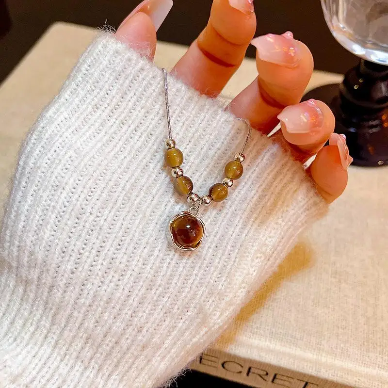 خمر البني قلادة قلادة للنساء فتاة الخريف الشتاء قلادة جلدية براون حجر قلادة قلادة التراص المختنق #3