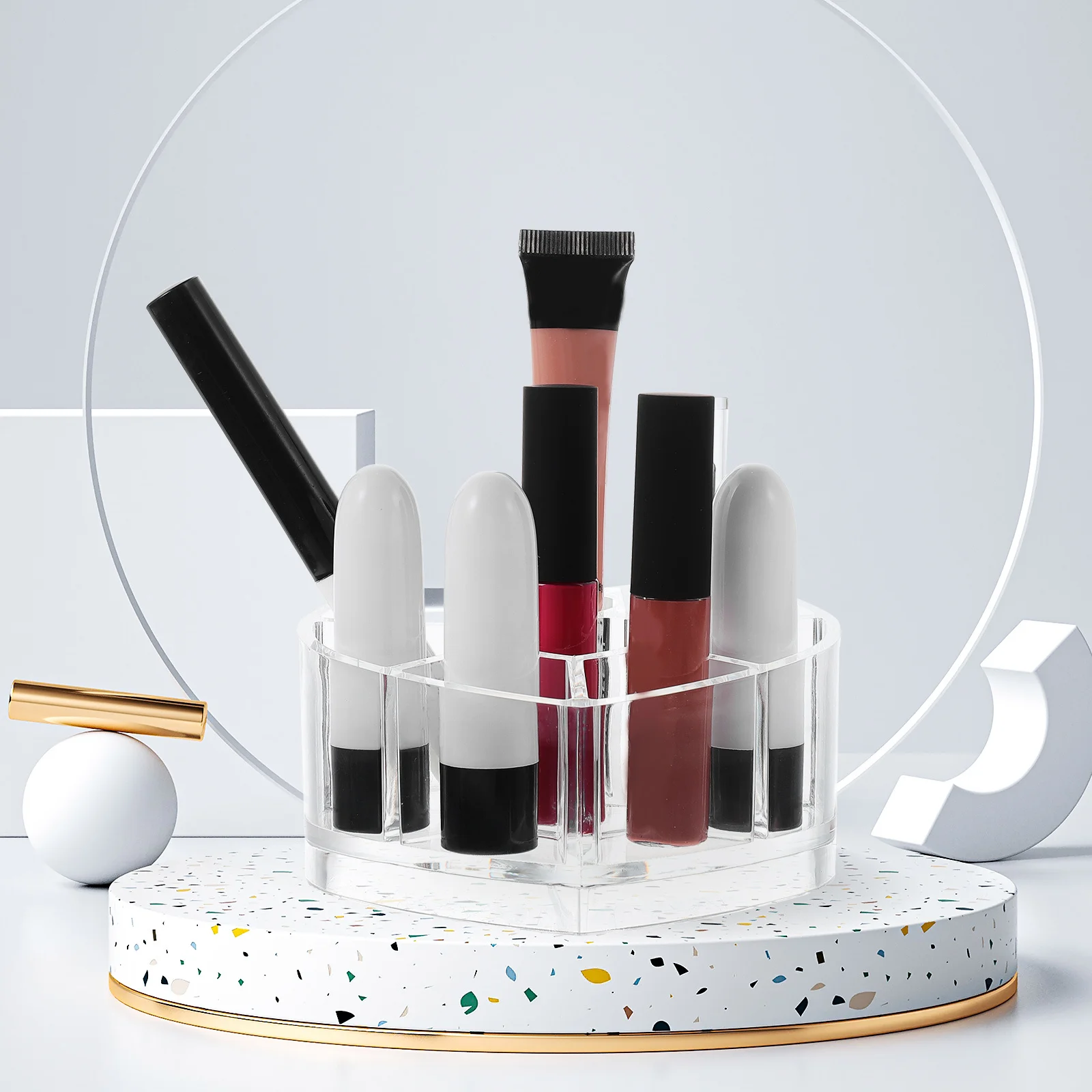 

Clear Acrylic Heart Makeup Brush Holder Storage Box for Lipstick Nail Polish Perfume Pens Essential Oil Vanity