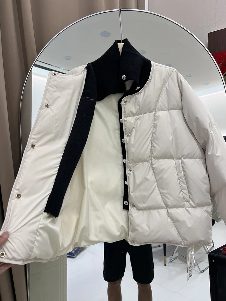2025 mulheres nova malha emenda para baixo jaqueta feminina estilo curto literário e artístico versátil solto pato branco para baixo jaqueta