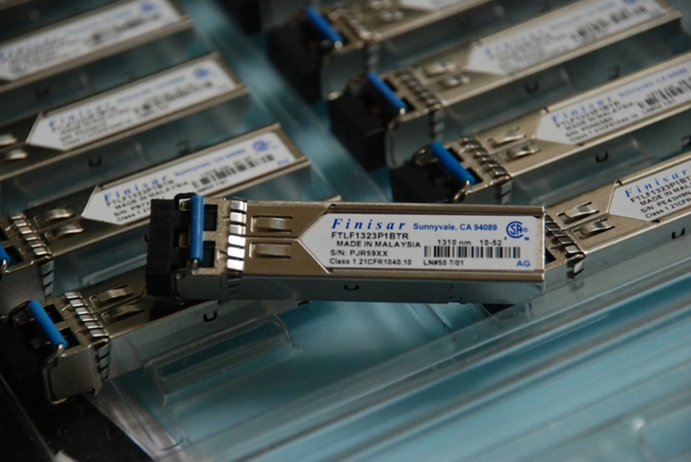 

FINISAR Transceiver FTLF1323P1BTR 155M 1310NM 15KM DDM SM SFP LC 100M fiber optic networks in cities