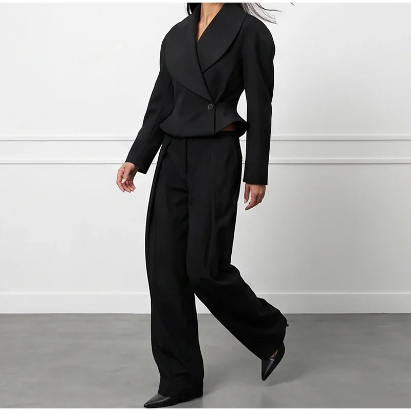 Damen-Hosen-Sets, V-Ausschnitt, Langarm, Taillenbetonende Asymmetrische Mäntel, Hochgeschnittene Plissierte Hosen, Schicke Büro-Outfits für Damen, Neuheiten – Detail 10