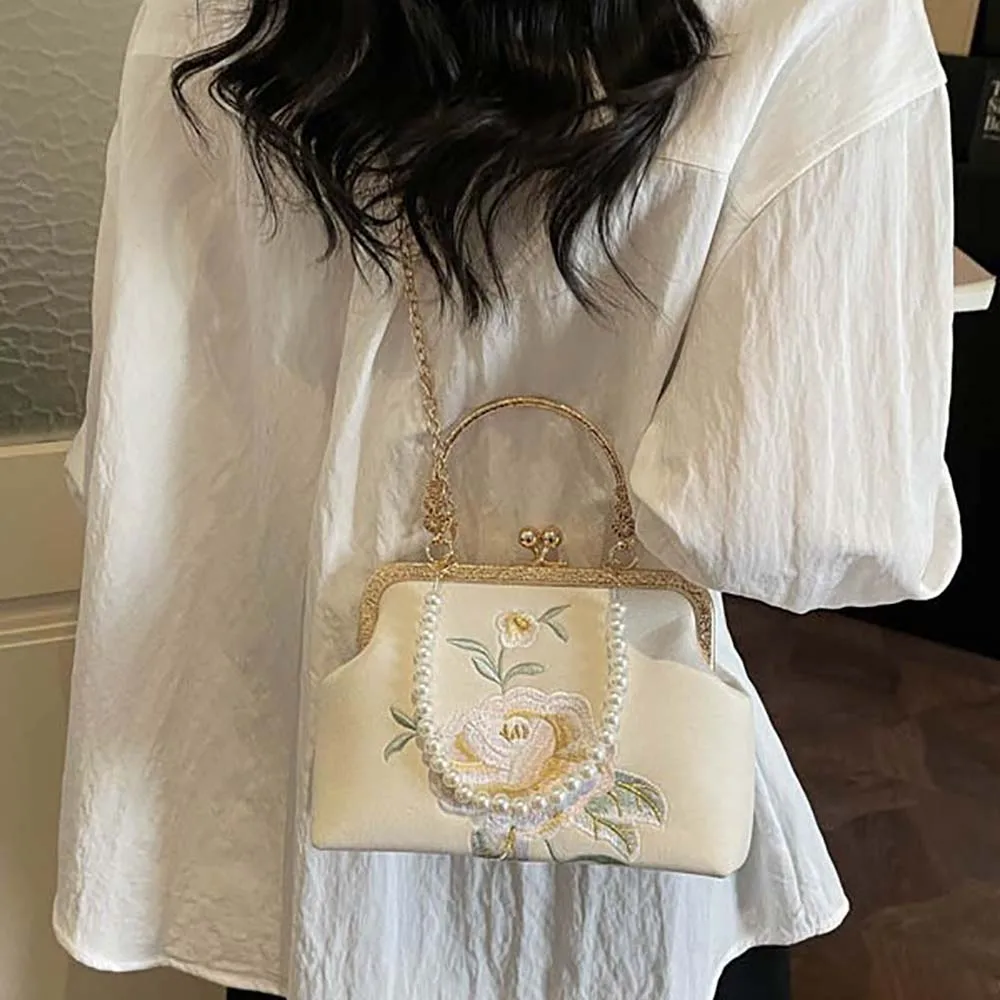 Women's Chinese Embroidered Kiss-Lock Clutch Bag Pearl Handle Chain Strap Retro Handbags Daily Party Wedding Shoulder Bags 2026